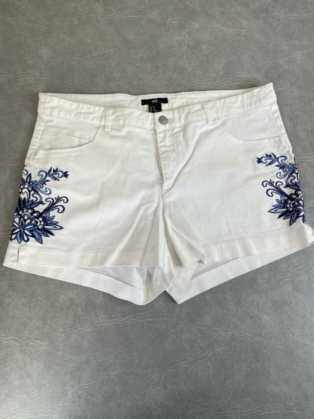 H&M White Jean Shorts with Blue Embroidery